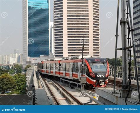 lrt-1 skyscraper|LRT.